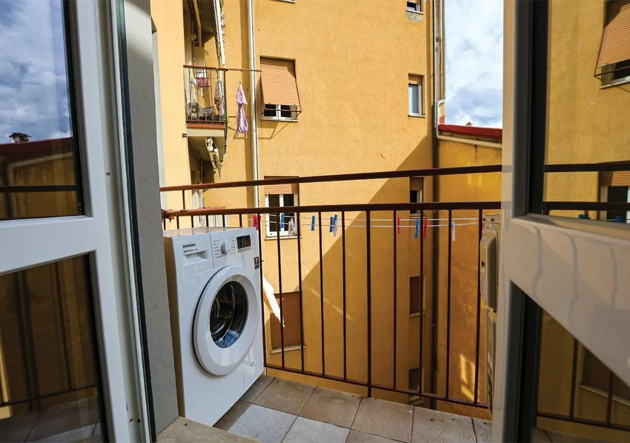 Casa Di Claudio-Near City Center Florence 0*,